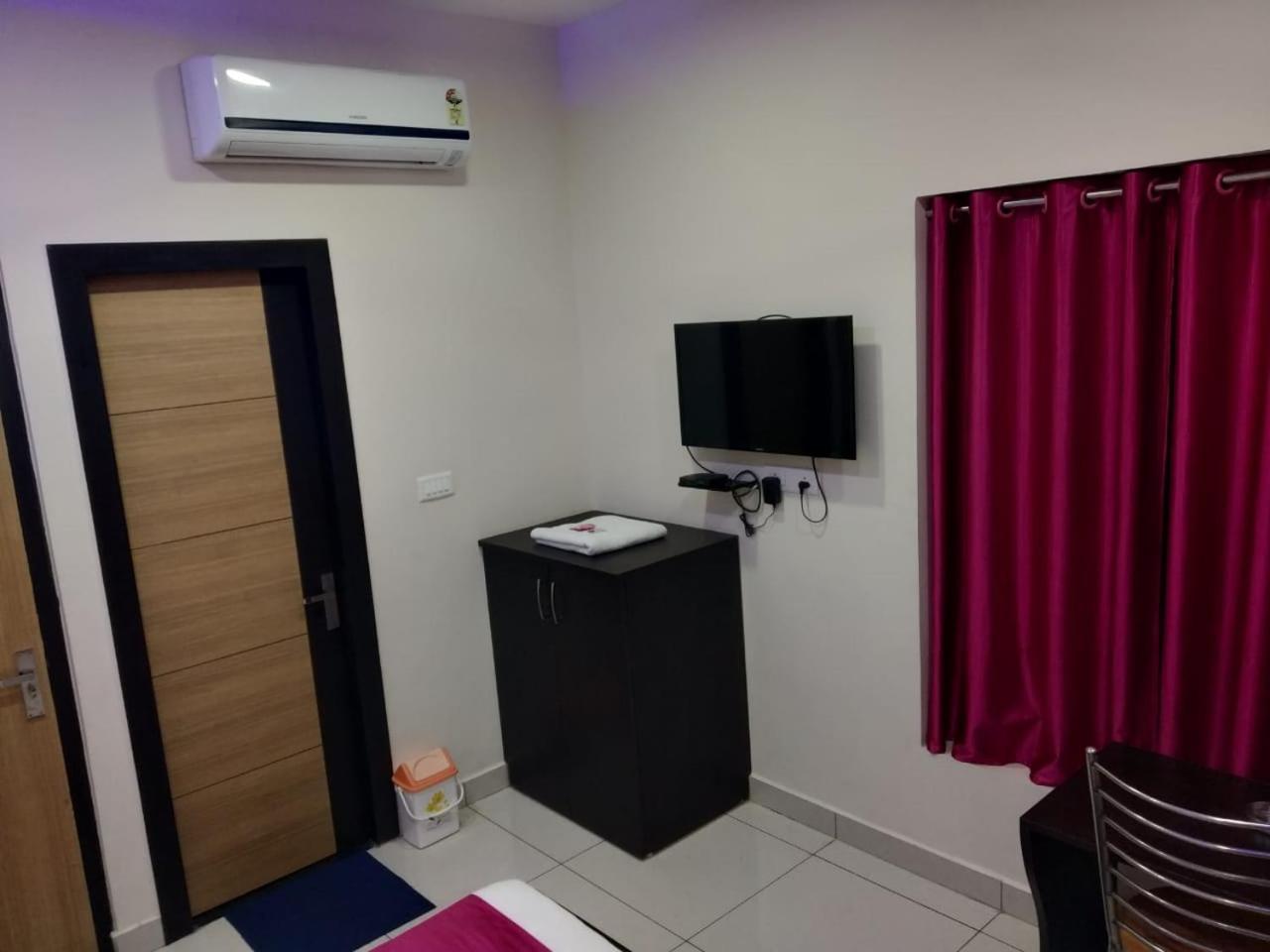 Hotel Reyansh Tanakpur Exterior foto
