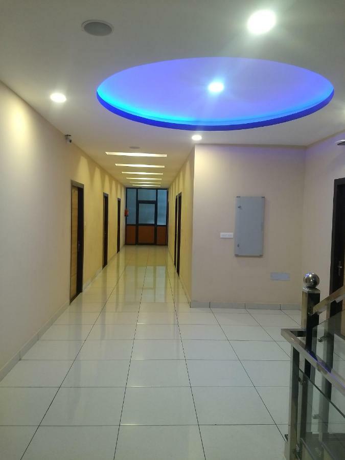 Hotel Reyansh Tanakpur Exterior foto